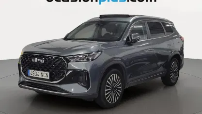 Usado Ebro s800 Luxury 147 CV (108 kW) 2025 Verde SUV