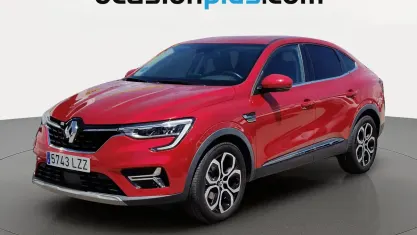 Usado Renault Arkana Zen 145 CV (106 kW) 2022 Rojo SUV