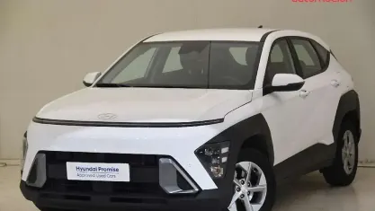 Usado Hyundai Kona 101 CV (74 kW) 2025 Blanco SUV