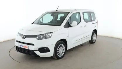 Usado Toyota Proace Verso Active 131 CV (96 kW) 2020 Blanco Familiar