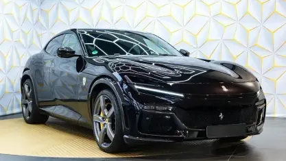 Usado Ferrari Purosangue 725 CV (533 kW) 2025 Negro SUV