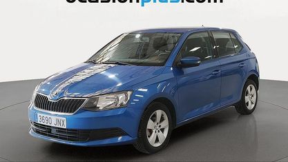 Käytetty Skoda Fabia Ambition 75 HP (55 kW) 2016 Sininen Viistoperä