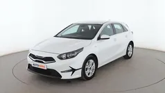Usado 2022 Kia Ceed Berlina | 17.499 € (Precio justo)