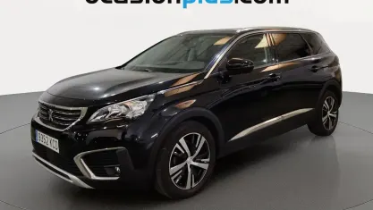 Usado Peugeot 5008 Allure 120 CV (88 kW) 2017 Negro SUV