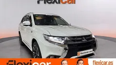 Blanco Usado 2017 Mitsubishi Outlander P-HEV SUV | 19.790 € (Precio justo)