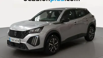 Usado Peugeot 2008 Active 100 CV (73 kW) 2024 Gris SUV