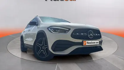Usado Mercedes GLA200 151 CV (111 kW) 2020 SUV