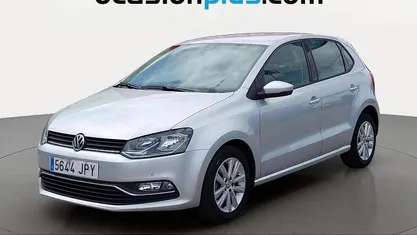 Usado VW Polo Advance 75 CV (55 kW) 2016 Gris plata Utilitario