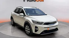 Blanco Usado 2023 Kia Stonic SUV | 15.290 € (Precio justo)