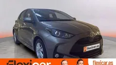 Marrón Usado 2024 Toyota Yaris Edition Utilitario | 16.990 € (Precio justo)