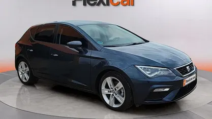 Usado Seat Leon FR 150 CV (110 kW) 2018 Gris Berlina