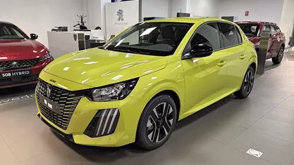 Usado Peugeot 208 Allure 110 CV (80 kW) 2026 Utilitario