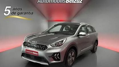 Używany Kia Niro 141 KM (103 kW) 2021 Szary SUV