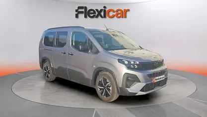 Usado Peugeot Rifter GTi 131 CV (96 kW) 2025 Monovolumen