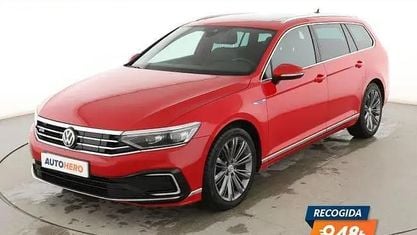 Używany VW Passat GTE 218 KM (160 kW) 2020 Czerwony Kombi