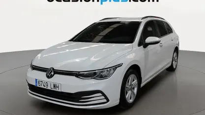 Usado VW Golf VIII Life 110 CV (80 kW) 2022 Blanco Familiar