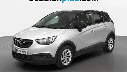 Usado Opel Crossland X Selective 82 CV (60 kW) 2018 Gris plata SUV