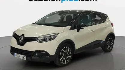 Usado Renault Captur Zen 90 CV (66 kW) 2015 Beige SUV