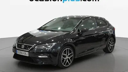 Usado Seat Leon FR 125 CV (91 kW) 2018 Negro Utilitario