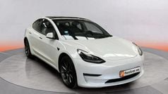 Blanco Usado 2021 Tesla Model 3 Berlina | 27.370 € (Buen precio)