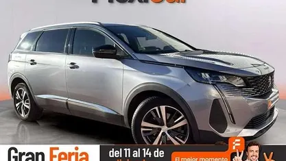 Gris Usado 2024 Peugeot 5008 Allure Monovolumen | 21.490 € (Buen precio)