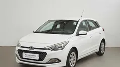 Blanco Usado 2015 Hyundai i20 Berlina | 8990 € (Precio justo)