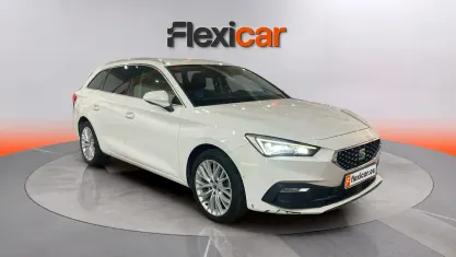 Usado Seat Leon XCELLENCE 204 CV (150 kW) 2021 Blanco Berlina
