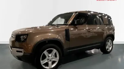 Usado Land Rover Defender SE 249 CV (183 kW) 2023 SUV