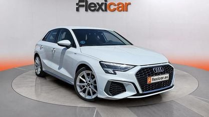 Usado Audi A3 S-Line 151 CV (111 kW) 2023 Blanco Berlina