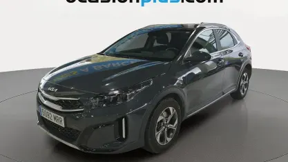 Usado Kia XCeed 160 HP (117 kW) 2024 Cinzento SUV