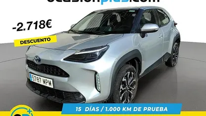 Occasion Toyota Yaris Hybrid Active 116 PK (85 kW) 2024 Grijs Pickup