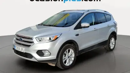 Usado Ford Kuga Titanium 150 CV (110 kW) 2017 Gris SUV