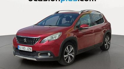 Begagnad Peugeot 2008 Allure 100 HK (73 kW) 2017 Röd SUV