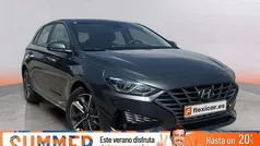 Gris Usado 2023 Hyundai i30 Berlina | 18.490 € (Precio justo)