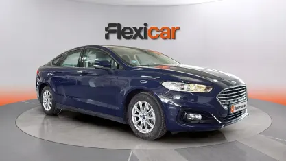 Usado Ford Mondeo Trend 188 CV (138 kW) 2021 Azul Familiar