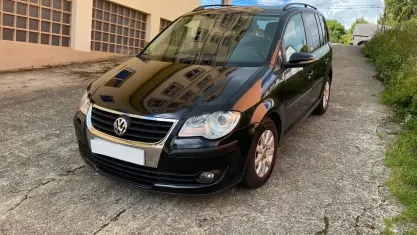 Usado VW Touran Edition 105 CV (77 kW) 2009 Negro Monovolumen