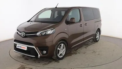 Usado Toyota Proace Comfort 150 CV (110 kW) 2018 Marrón Monovolumen