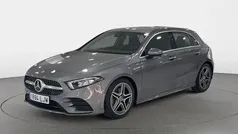 Gris Usado 2020 Mercedes A180 AMG Utilitario | 24.900 € (Precio justo)