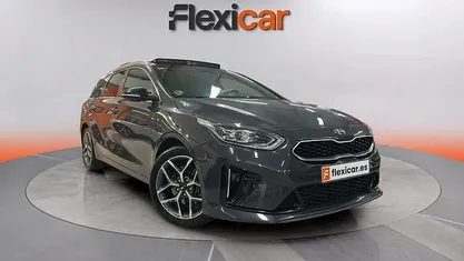 Usado Kia Ceed GT GT-Line 140 CV (102 kW) 2019 Gris Familiar
