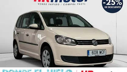 Usado VW Touran Advance 150 CV (110 kW) 2016 Beige Monovolumen