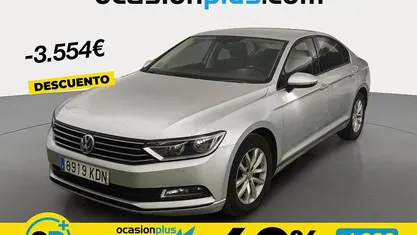 Usado VW Passat Edition 120 CV (88 kW) 2017 Plateado Berlina