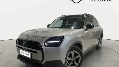 Begagnad Mini Countryman 163 HK (119 kW) 2024 Grå SUV