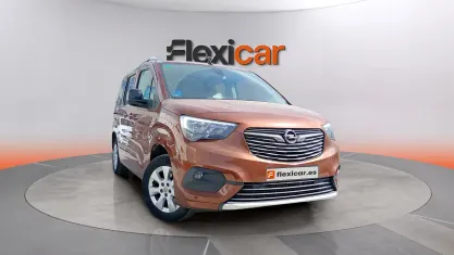 Usado Opel Combo-e Life Edition 100 kW (136 CV) 2022 Naranja Monovolumen