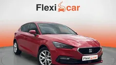 Rojo Usado 2022 Seat Leon Style Berlina | 17.390 € (Super precio)