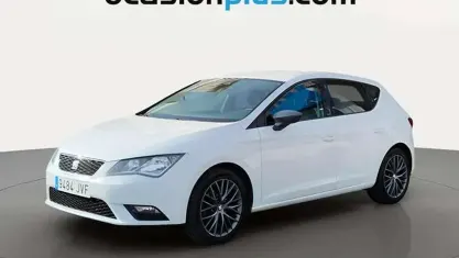 Usado Seat Leon Style 110 CV (80 kW) 2016 Blanco Utilitario