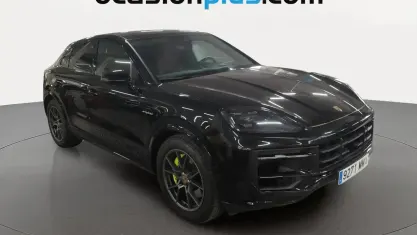 Usado Porsche Cayenne E-Hybrid 470 CV (345 kW) 2024 Negro SUV