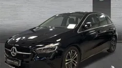 Negro Usado 2023 Mercedes B180 Monovolumen | 27.900 € (Buen precio)