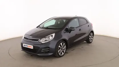 Usado Kia Rio 85 CV (62 kW) 2017 Negro Berlina
