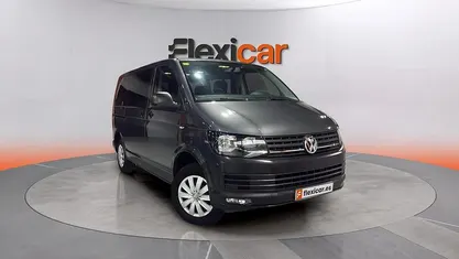 Usado VW Caravelle 114 CV (83 kW) 2019 Gris Monovolumen