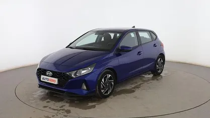 Usado Hyundai i20 101 CV (74 kW) 2023 Azul Utilitario